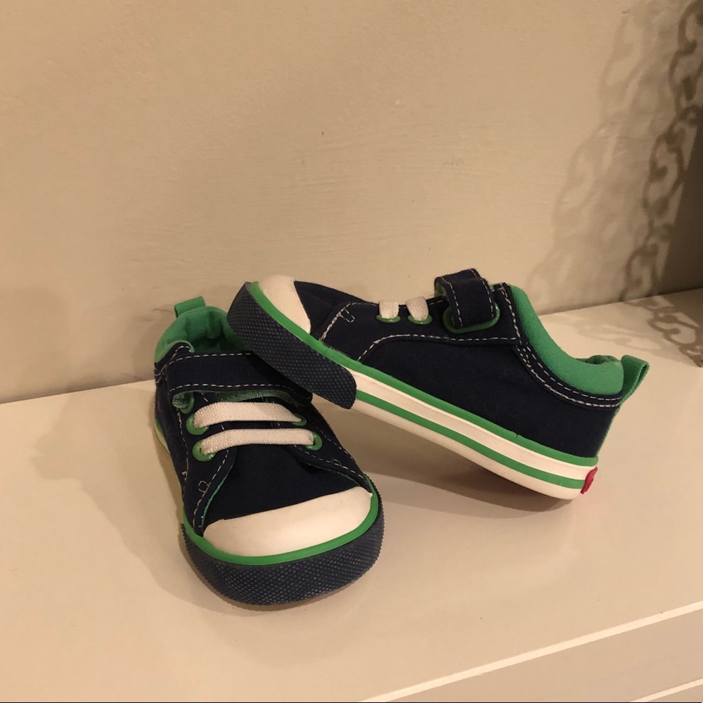 Toddler boys size 5 See Kai Run sneakers